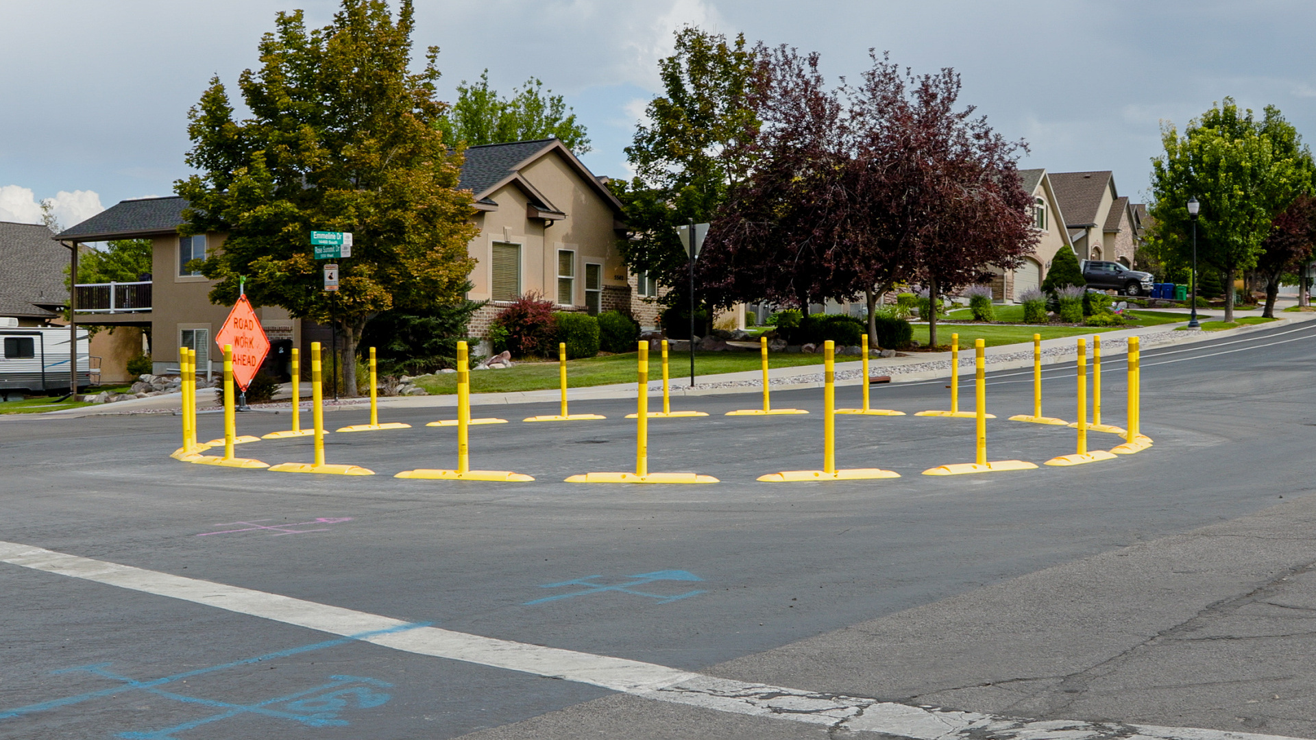 Emmeline Drive small traffic circle